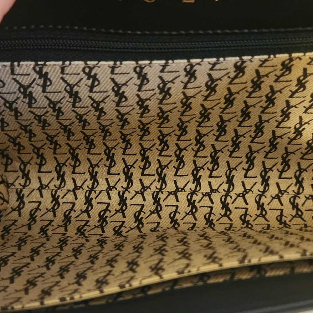 YSL clutch!!! Great Conditions and beautiful - Picture 6 of 11